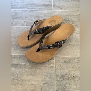 Vionic Polina Womens Flip Flop Platform Sandal Natural Snake 10